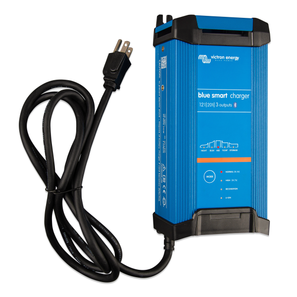 B08TRRLD4W.MAIN_.BPC122046102.png Blue Smart IP22 Charger 12/20(3) 120V NEMA 5-15